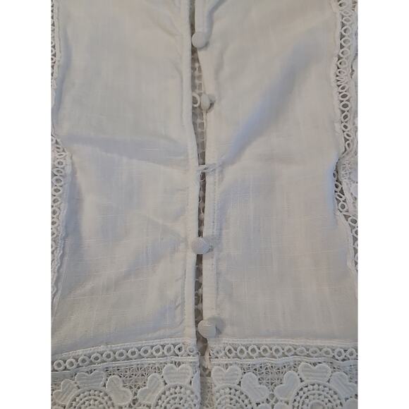 White Embroidered Crochet Crop Top XS Fairy Festival Coquette Dainty Romantic - Picture 7 of 7